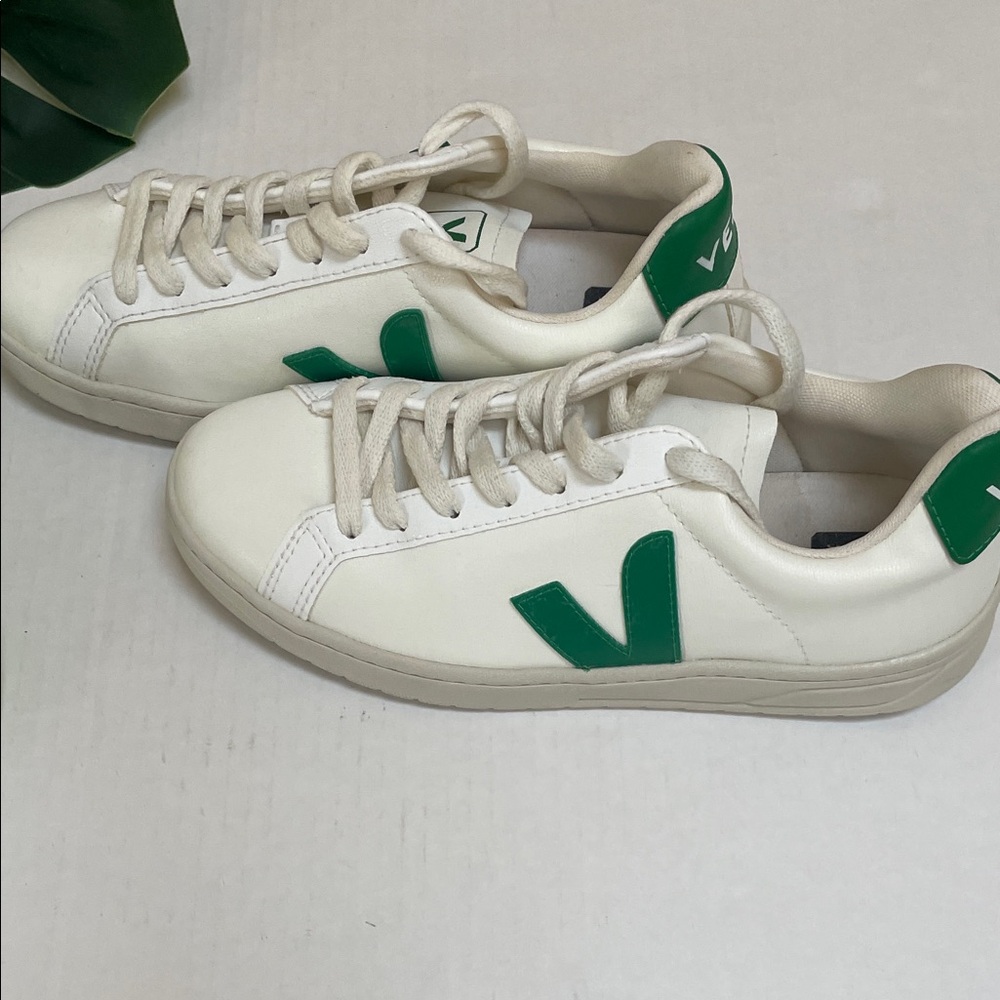 Veja Off White and Green Casual Sneakers -perfect condition